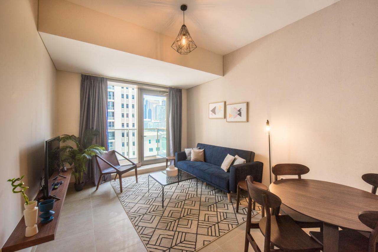 دبي Fantastay Sparkle Tower Luxury 1 Br المظهر الخارجي الصورة